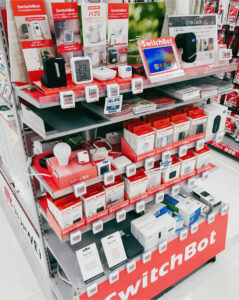 SwitchBot製品のビックカメラ店頭展示